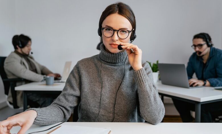 help desk hotline numbers